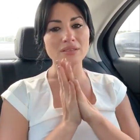 La actriz cubana Heydi Gónzalez de visita en Miami pide desesperadamente ay...